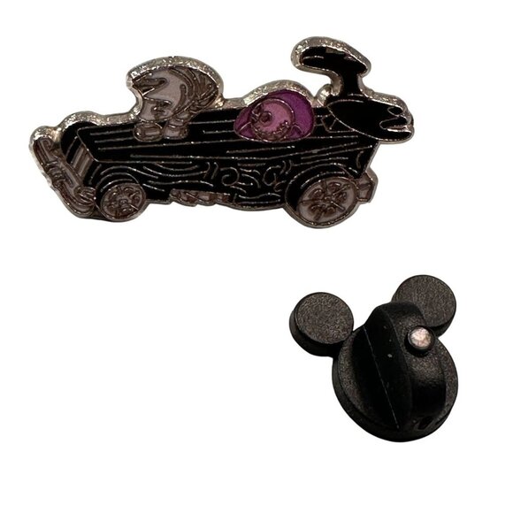 Disney Jack Skellington Nightmare Christmas Racer Car Trading Pin 2017 Badge - Picture 1 of 7